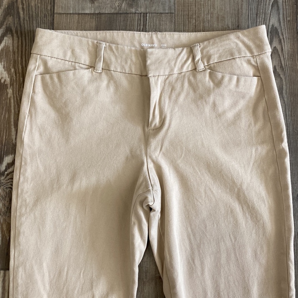 Old Navy Khaki Pixie Pants - Picture 3 of 6